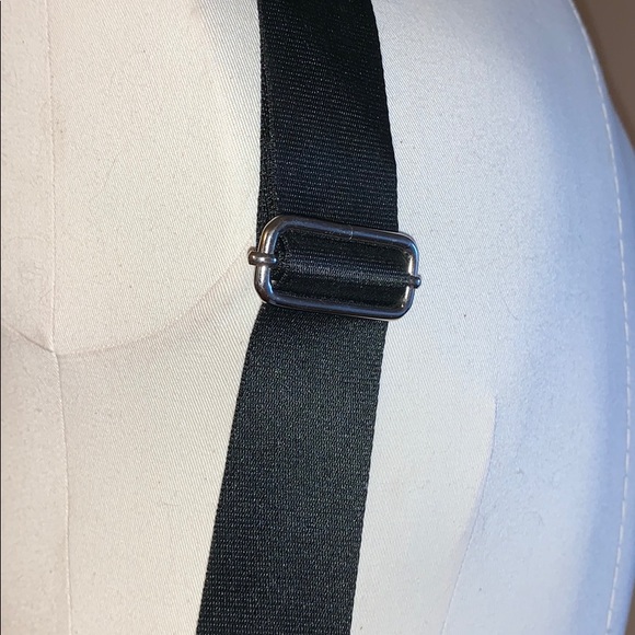 Samsonite adjustable black leather crossbody. - Picture 5 of 5